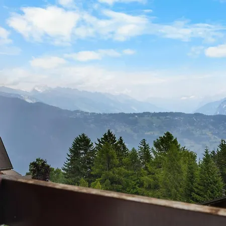 Gemeaux 205 Sur La Place Du Village A Avec Vue Sur Les Alpes
