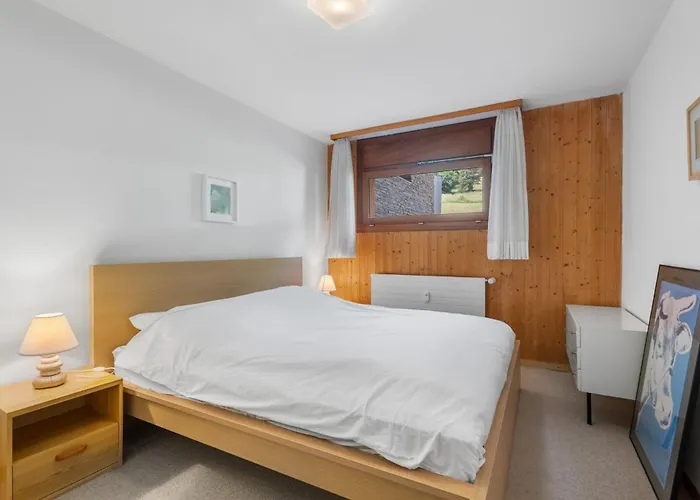 Gemeaux 205 Sur La Place Du Village A Avec Vue Sur Les Alpes